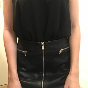 Faux leather zip skirt